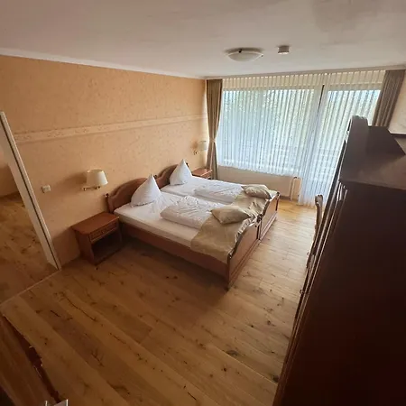 Parkhotel Maasberg Отель Бад-Зобернхайм
